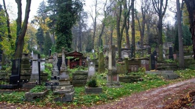 Брюховецьке кладовище
