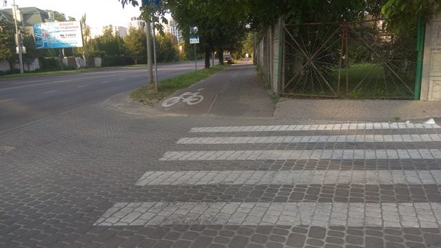 пішохідний перехід у Львові